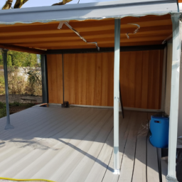 Créer une atmosphère méditerranéenne avec une pergola en fer forgé Fontaine